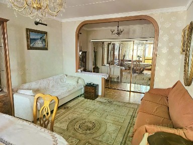 Продается 2-комн. квартира, 74,4 м²