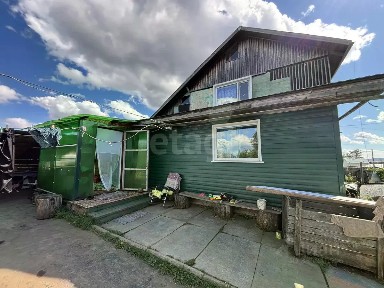 Продается 2-этажный дом, 140 м²