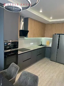 Продается 3-комн. квартира, 94 м²