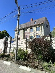 Продается 3-этажный коттедж, 365 м²