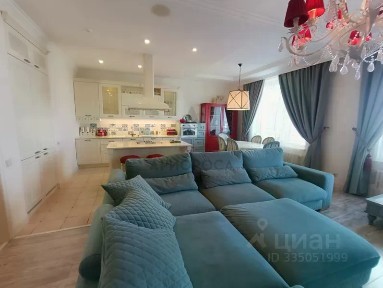 Сдается 3-комн. квартира, 122,3 м²