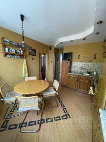 Сдается 4-комн. квартира, 126 м²