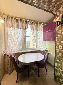 Продается 2-комн. квартира, 57,4 м²