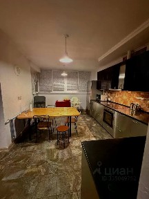 Продается 2-комн. квартира, 80 м²