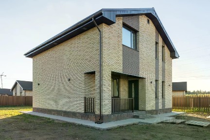 Продается 2-этажный дом, 150 м²