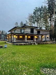Продается 2-этажный коттедж, 460 м²