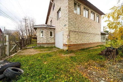 Пермский край, Пермский муниципальный округ, Заозерье (Хохловское сельское поселение) деревня, ул. Солнечная, 10