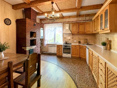Продается 2-этажный дом, 150 м²
