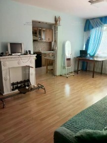 Продается 4-комн. квартира, 75,6 м²