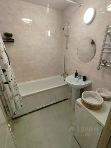 Продается 2-комн. квартира, 56 м²