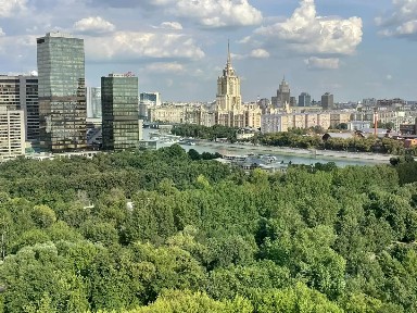 Продается 4-комн. квартира, 115 м²