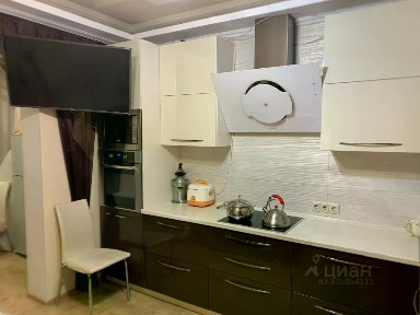 Продается 2-комн. квартира, 60 м²