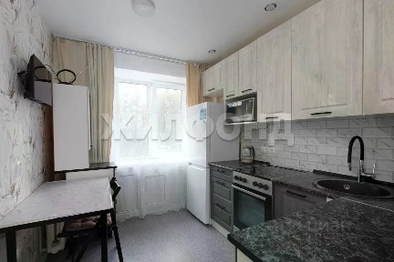 Продается 3-комн. квартира, 59,7 м²