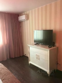 Сдается 3-комн. квартира, 131 м²