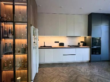 Сдается 2-этажный дом, 125 м²