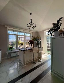 Сдается 2-этажный дом, 150 м²