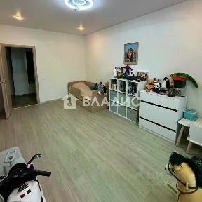 Продается 2-комн. квартира, 55,8 м²