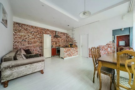 Продается 2-комн. квартира, 61,7 м²