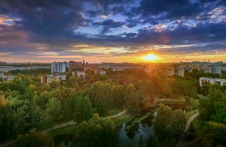 Продается 4-комн. квартира, 158 м²