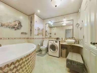 Продается 3-комн. квартира, 78 м²