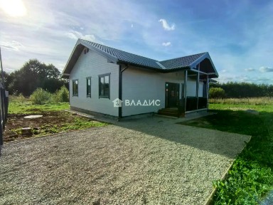 Продается 1-этажный дом, 100 м²