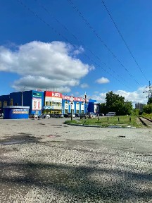 Сдается торговая площадь, 2 500 м²