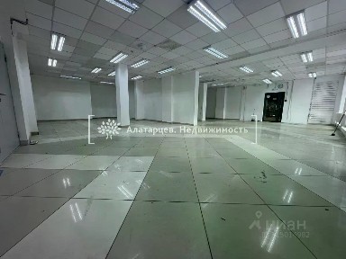 Сдается помещение свободного назначения, 300 м²