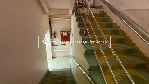 Сдается здание, 708 м²
