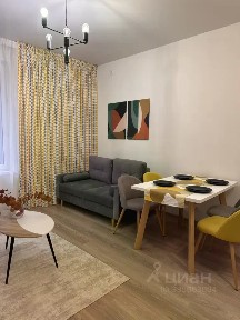 Продаются 2-комн. апартаменты, 42 м²