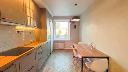 Продается 3-комн. квартира, 77,6 м²