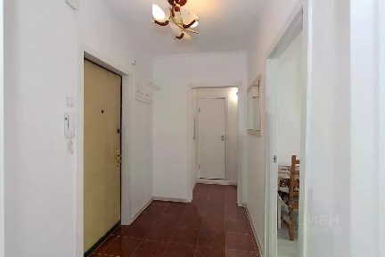 Продается 2-комн. квартира, 52 м²
