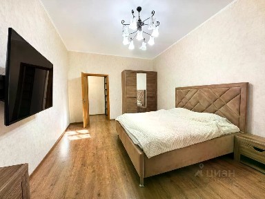 Сдается 1-комн. квартира, 68 м²