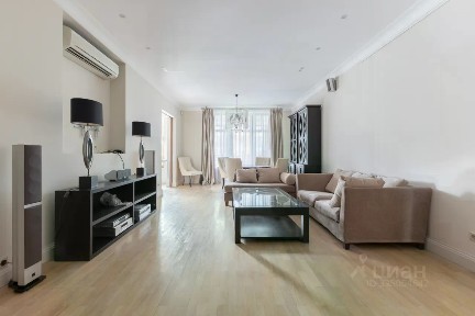 Сдается 3-комн. квартира, 127 м²