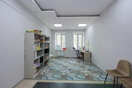 Продается помещение свободного назначения, 1 000 м²