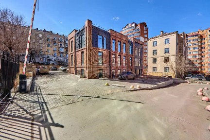 Продается торговая площадь, 724 м²