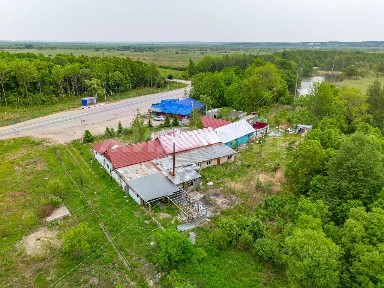 Продается здание, 658 м²