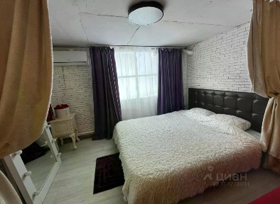 Хабаровский край, Хабаровск, р-н Центральный, ул. Калинина, 8