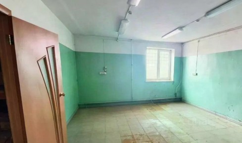 Продается торговая площадь, 221,1 м²