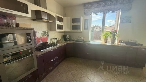 Продается 2-этажный коттедж, 213 м²