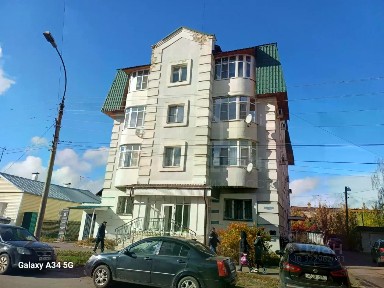 Продается торговая площадь, 87 м²