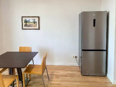 Продается 2-комн. квартира, 65 м²