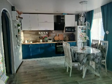 Продается 4-комн. квартира, 72,6 м²