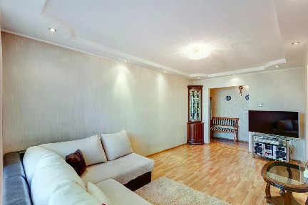 Продается 4-комн. квартира, 89,6 м²