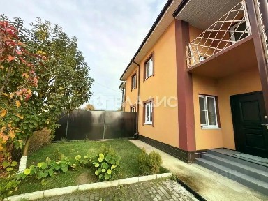 Продается 3-этажный дом, 124 м²
