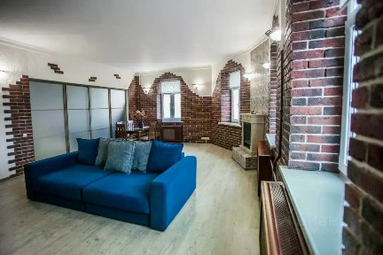 Сдается 4-комн. квартира, 107 м²