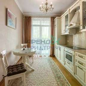 Сдается 2-комн. квартира, 65 м²