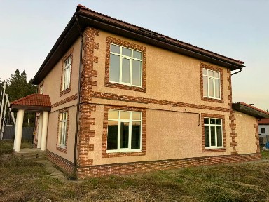 Продается 2-этажный дом, 312 м²