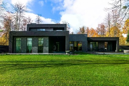 Продается 2-этажный дом, 500 м²