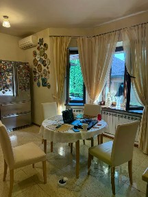 Продается 2-этажный коттедж, 300 м²