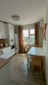 Продается 2-комн. квартира, 54 м²